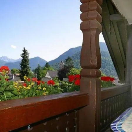 Edith -559- Apartment *