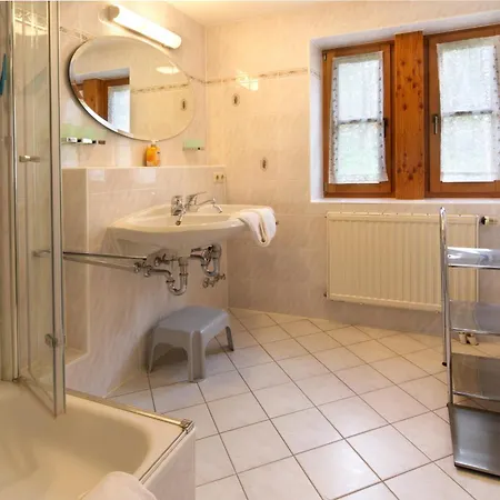 Edith -559- * Mittenwald